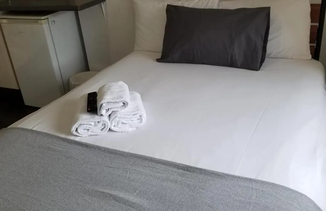 Tlk Apartments & Hotel - Beckenham Junction-1
